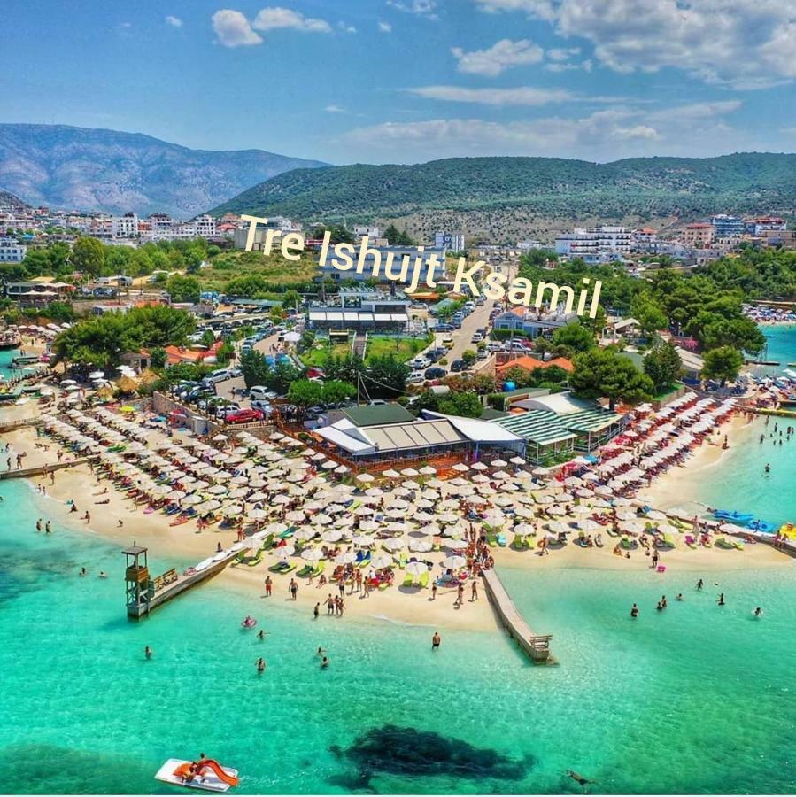 Jonny Guesthouse Ksamil Exteriör bild